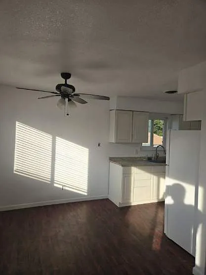 2 bed, 920 sqft, $1,500 — Photo 4