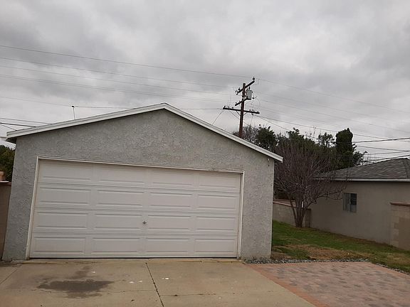 5th image of 4937 W 137th Pl