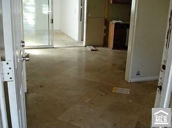2nd image of 1302 W Saint Anne Pl