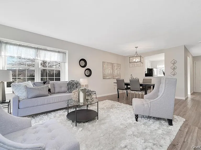 2 Goldsmith Ct — Photo 6