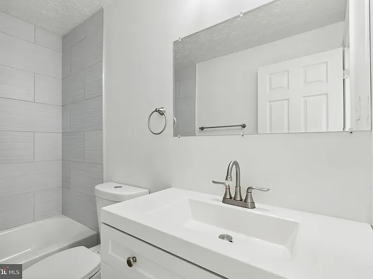 19011 Partridge Wood Dr — Photo 11