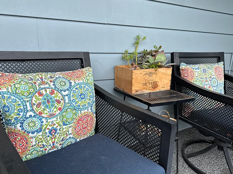 Perfect place for morning coffee if you like sun