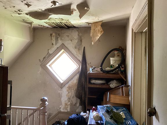 3rd image of 1112 9th St