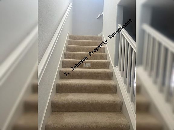 4th image of 272 Lasata Dr