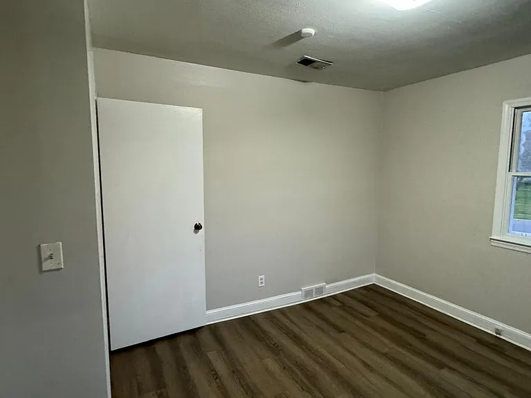 317 Clark Blvd — Photo 15