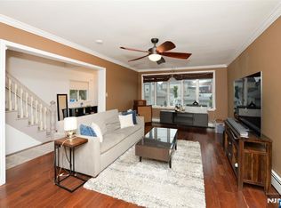 39 Mozart St, East Rutherford, NJ 07073