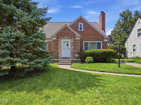 3023 Barrington Dr, Toledo, OH 43606