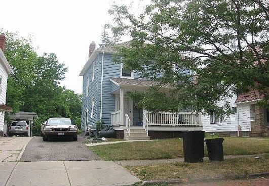 2nd image of 1079 E 177th St