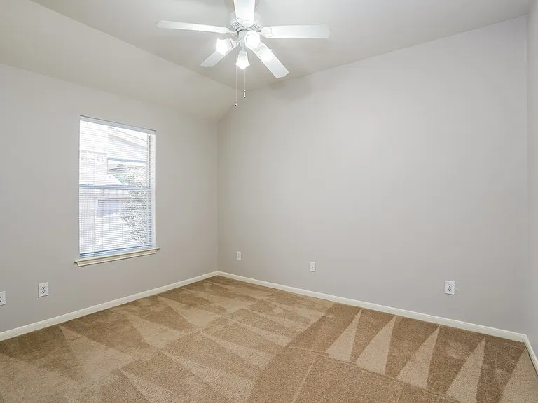26019 Chapman Falls Dr — Photo 13