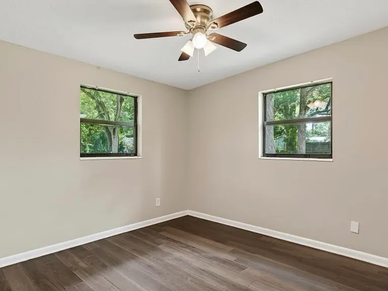 2846 W 8th St — Photo 18