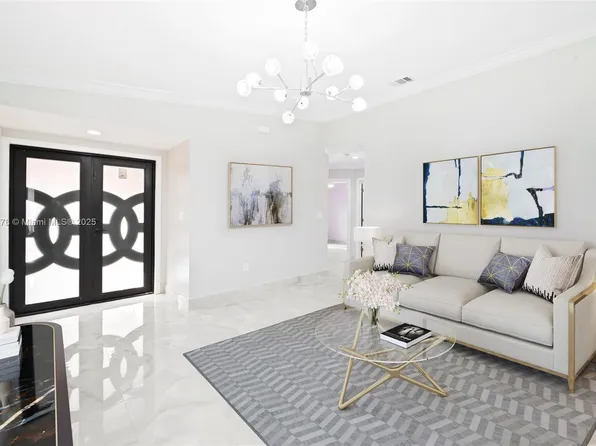 3203 W 70th Ter, Hialeah, FL 33018