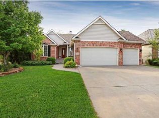 12212 E Bracken Ct, Wichita, KS 67206