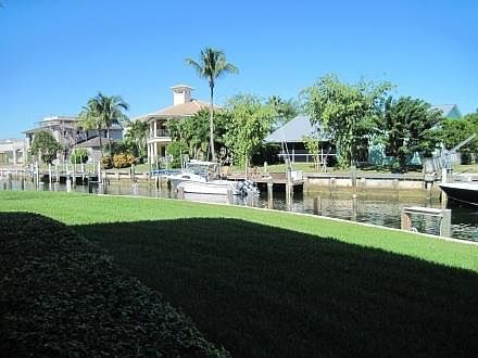VIEW NW (2)