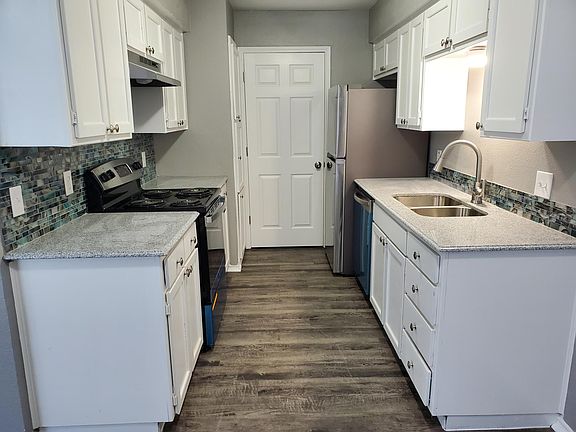 4th image of 119 Peachtree Ct #A