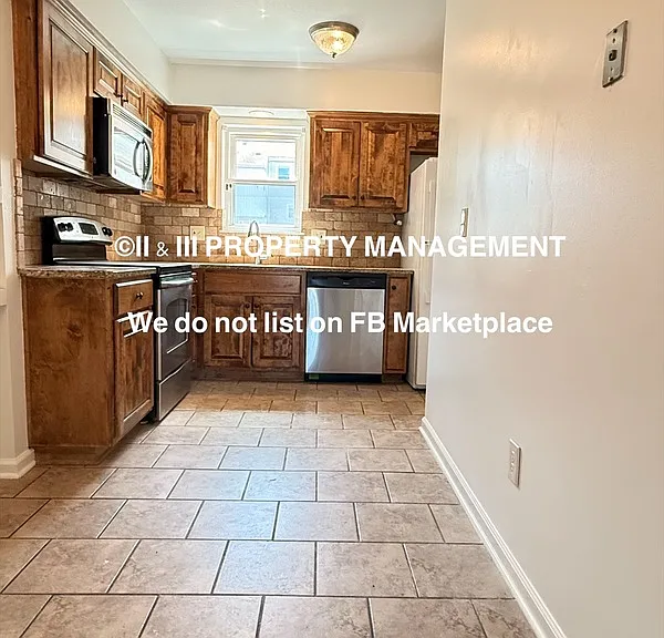 8660 W 109th St — Photo 6