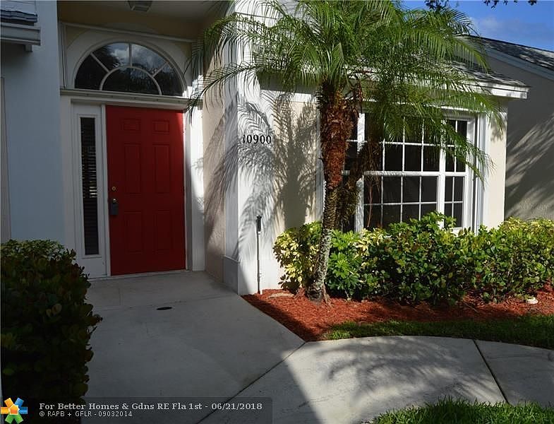 1st image of 10900 Jewel Box Ln