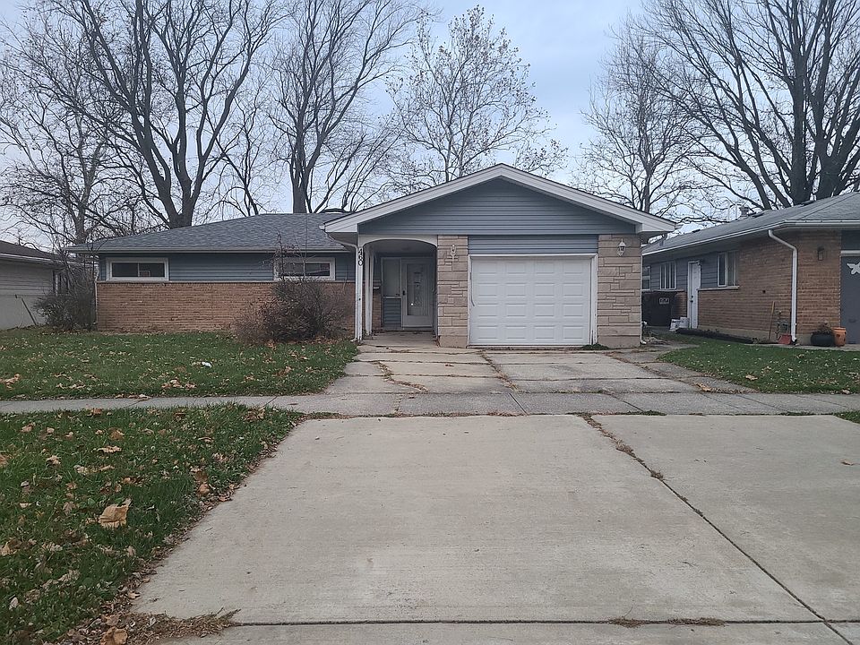 1st image of 460 Lakewood Blvd