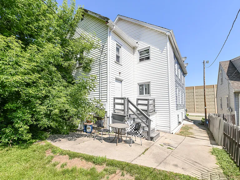 8915 W Adler St #LOWER — Photo 19