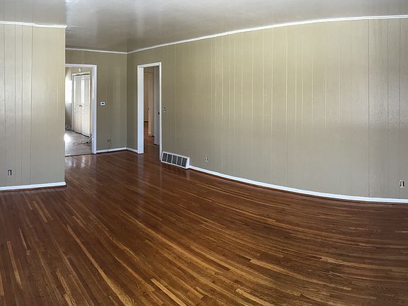 5th image of 1230 19th St W