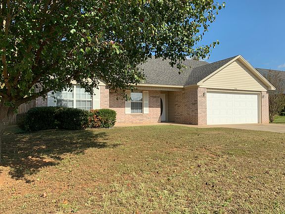 3rd image of 2304 Devin Dr