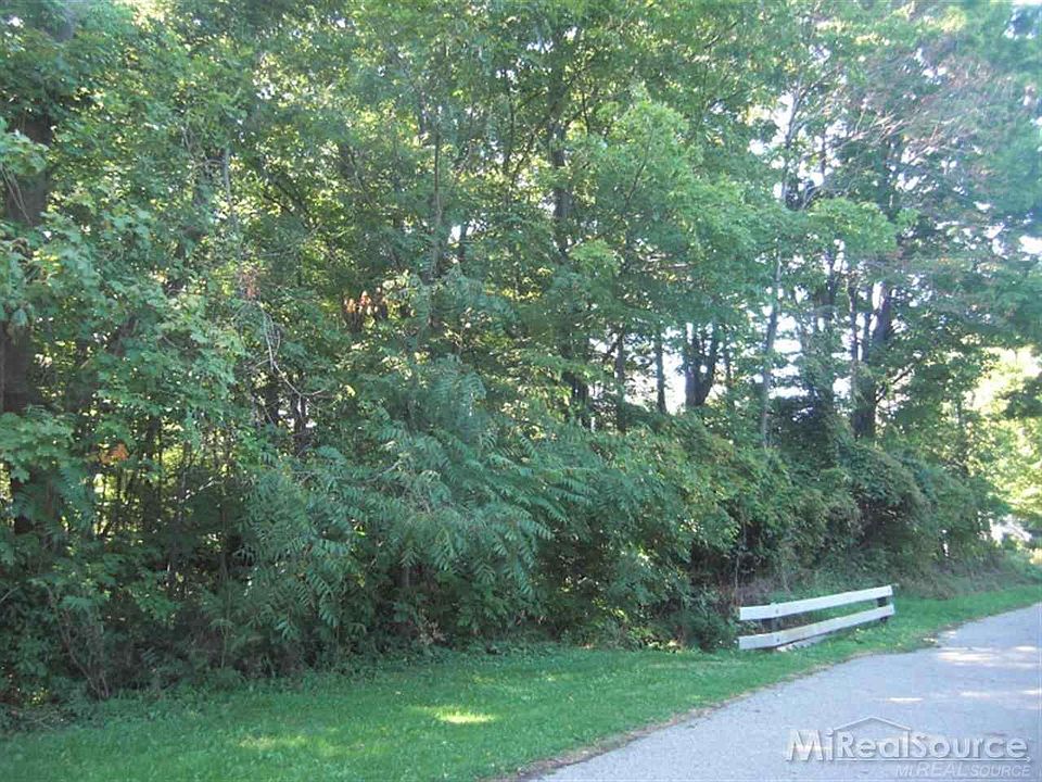 1st image of 0 S Lake St