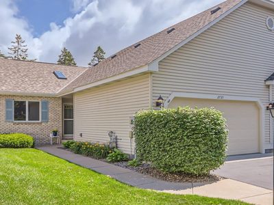 2721 Lake Court Dr, Mounds View, MN, 55112