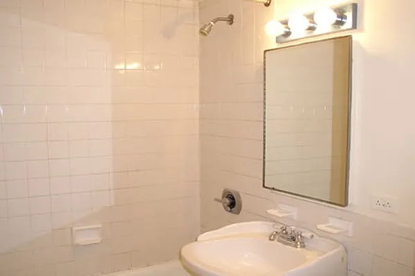 Rented by Steven Corcoran Real Estate | media 7