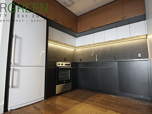 2nd image of 159 Winthrop St #1D