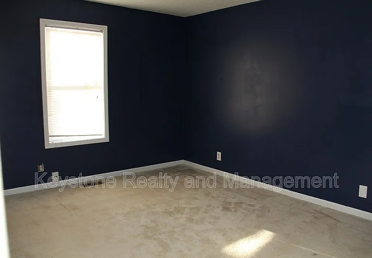 1909 Timberline Cir — Photo 8