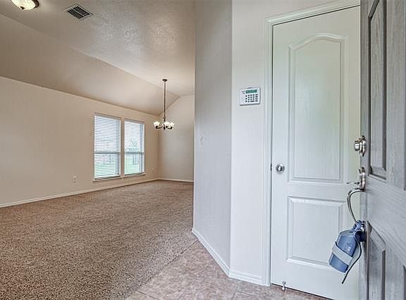 3rd image of 505 Formby Dr