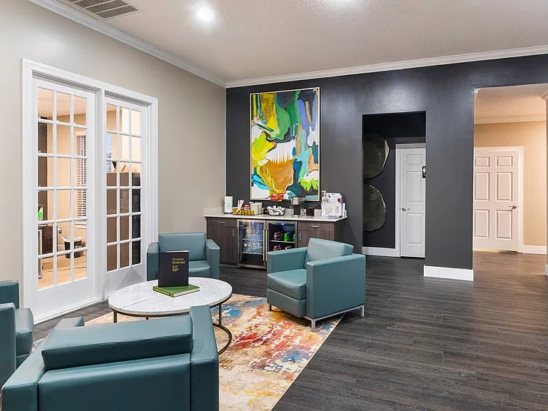 The Luxe of Southaven — Photo 20