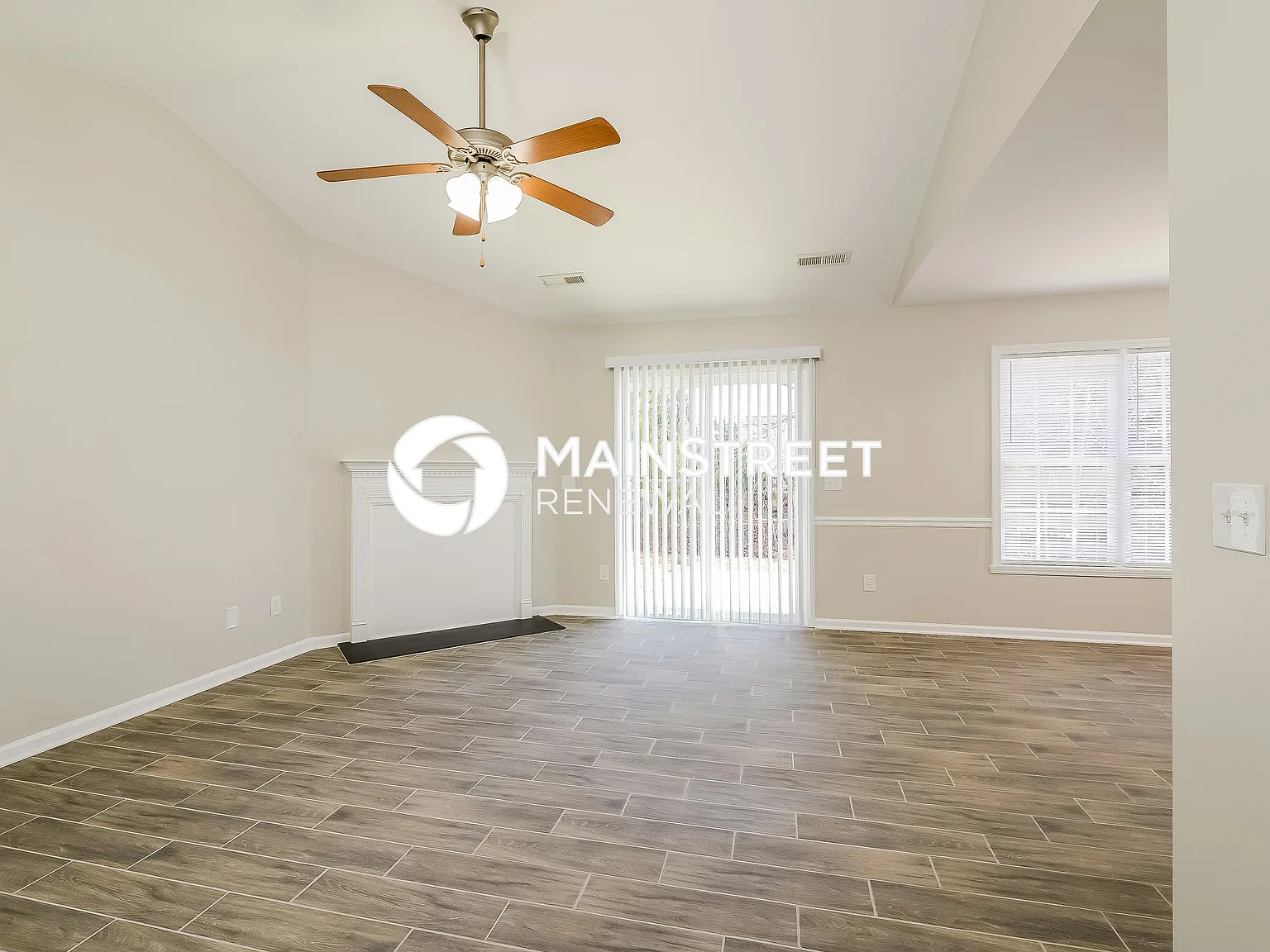 1825 Pope Hill Ct — Photo 3