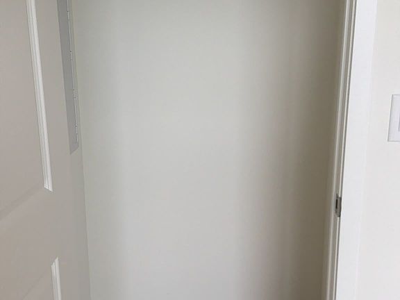 5th image of 2825 Jane St #815