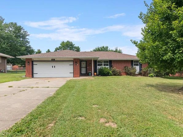 4211 W Tarkio Street, Springfield, MO 65802