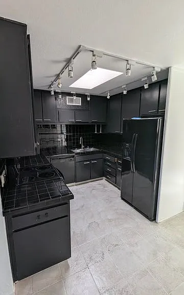 425 Bradshaw Ln #63 — Photo 9