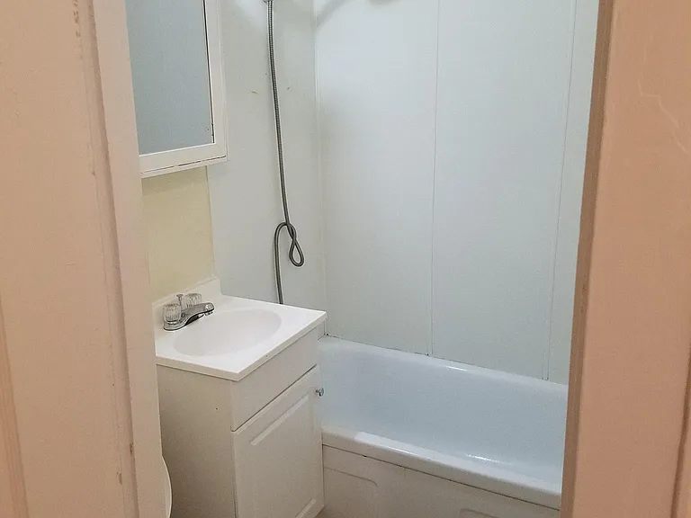 2610 E Douglas Ave #6 — Photo 7