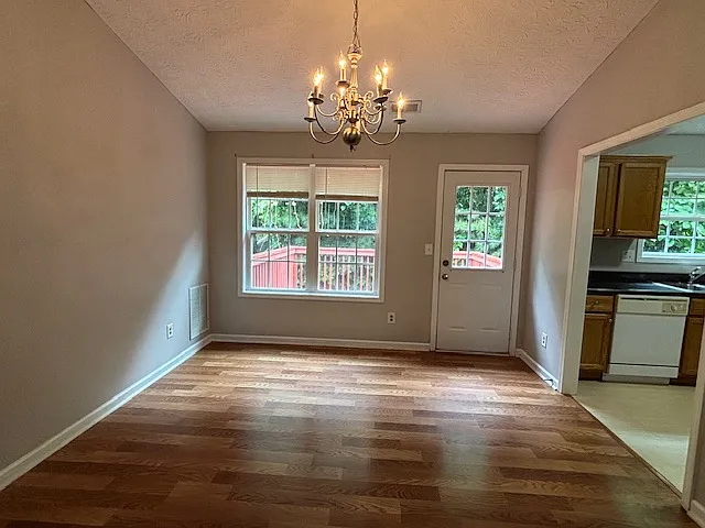 5746 Bridgeport Ct — Photo 4