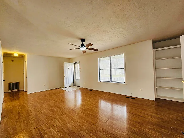 282 Central Ave — Photo 5