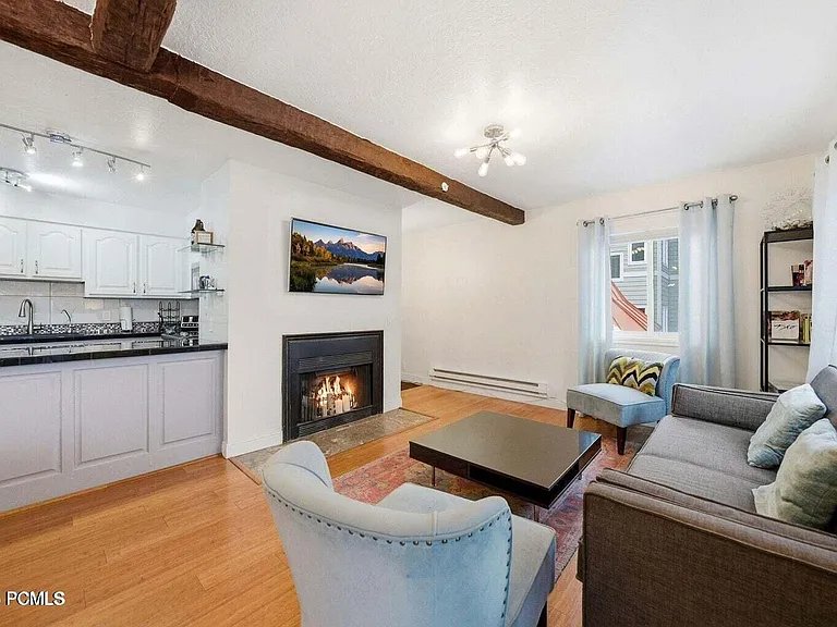 1885 Prospector Ave #B-1 — Photo 6