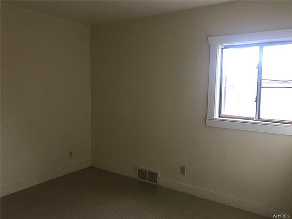 5th image of 718 22nd St