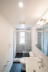 Rented by Heritage Capital Management LLC