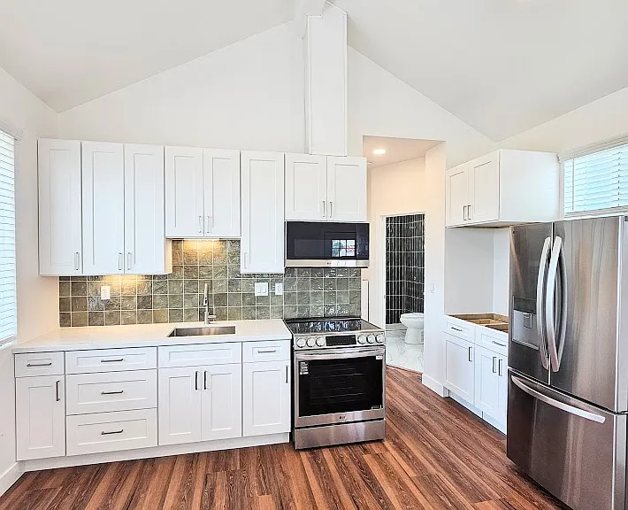 1272 Froude St #1272 — Photo 6