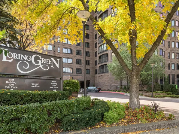 1201 Yale Pl APT 1001, Minneapolis, MN 55403