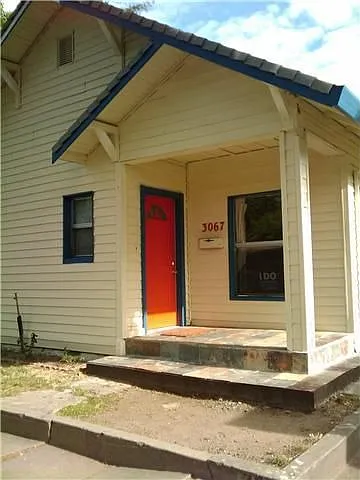 3067 6th Ave photo 1