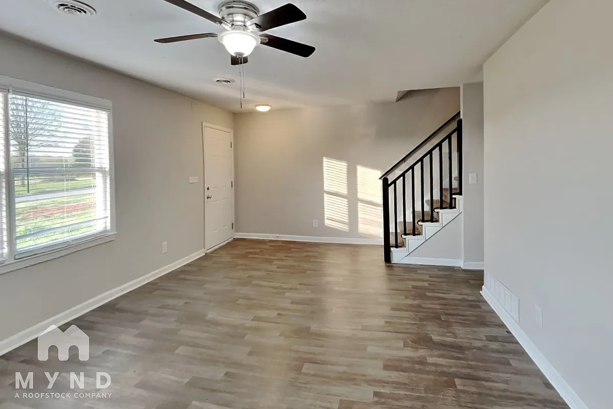 Building Photo - 225 Baker St #B