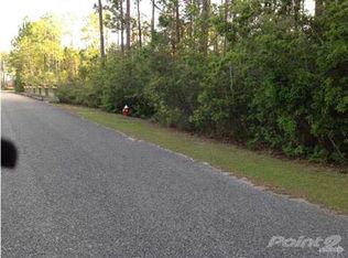 4597 Bayside Dr, Milton, FL 32583