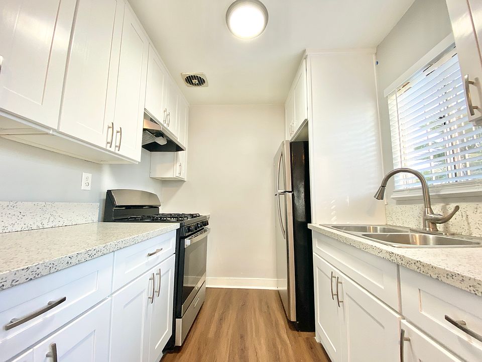 1st image of 5718 La Mirada Ave #4