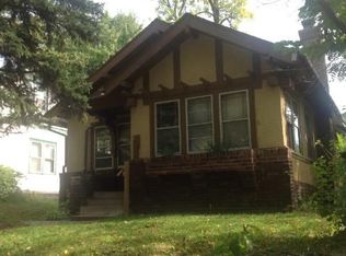 3510 Queen Ave N, Minneapolis, MN 55412