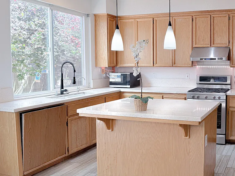 104 Windjammer Ct — Photo 12