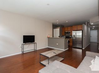 312 S Michigan Ave #1712, Chicago, IL 60604